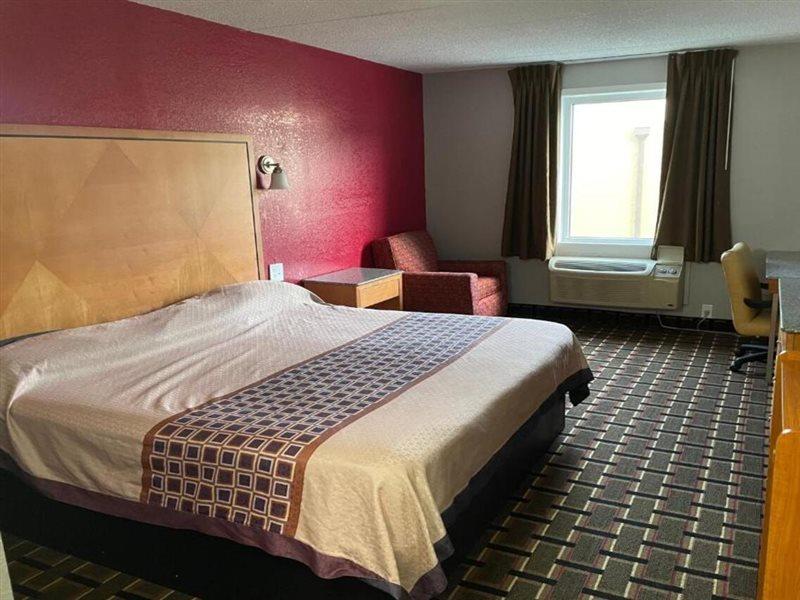 Red Roof Inn Richmond, Va - W Broad St Henrico Exterior foto