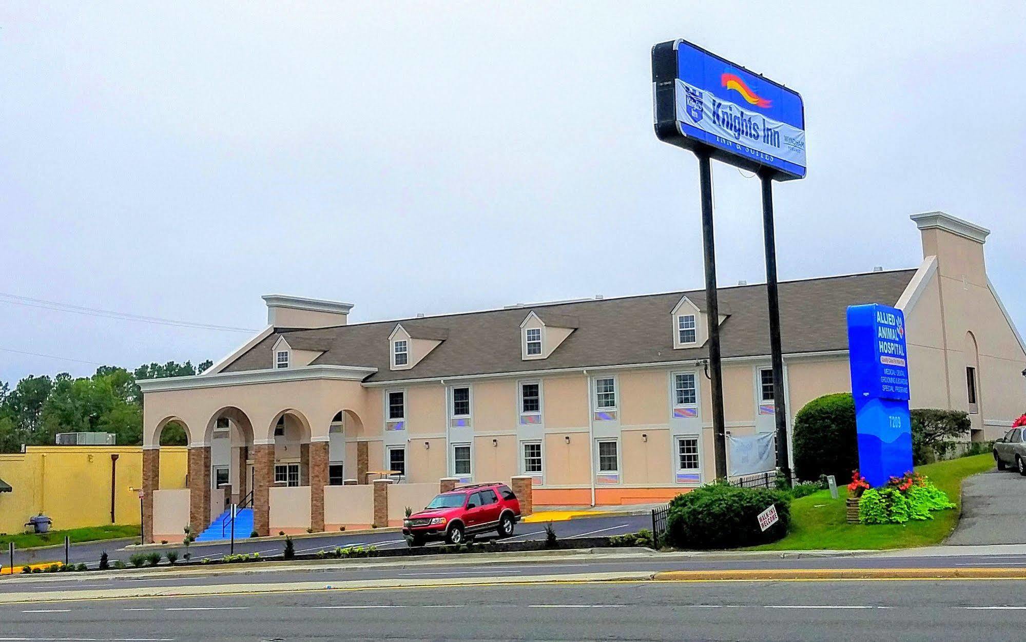 Red Roof Inn Richmond, Va - W Broad St Henrico Exterior foto
