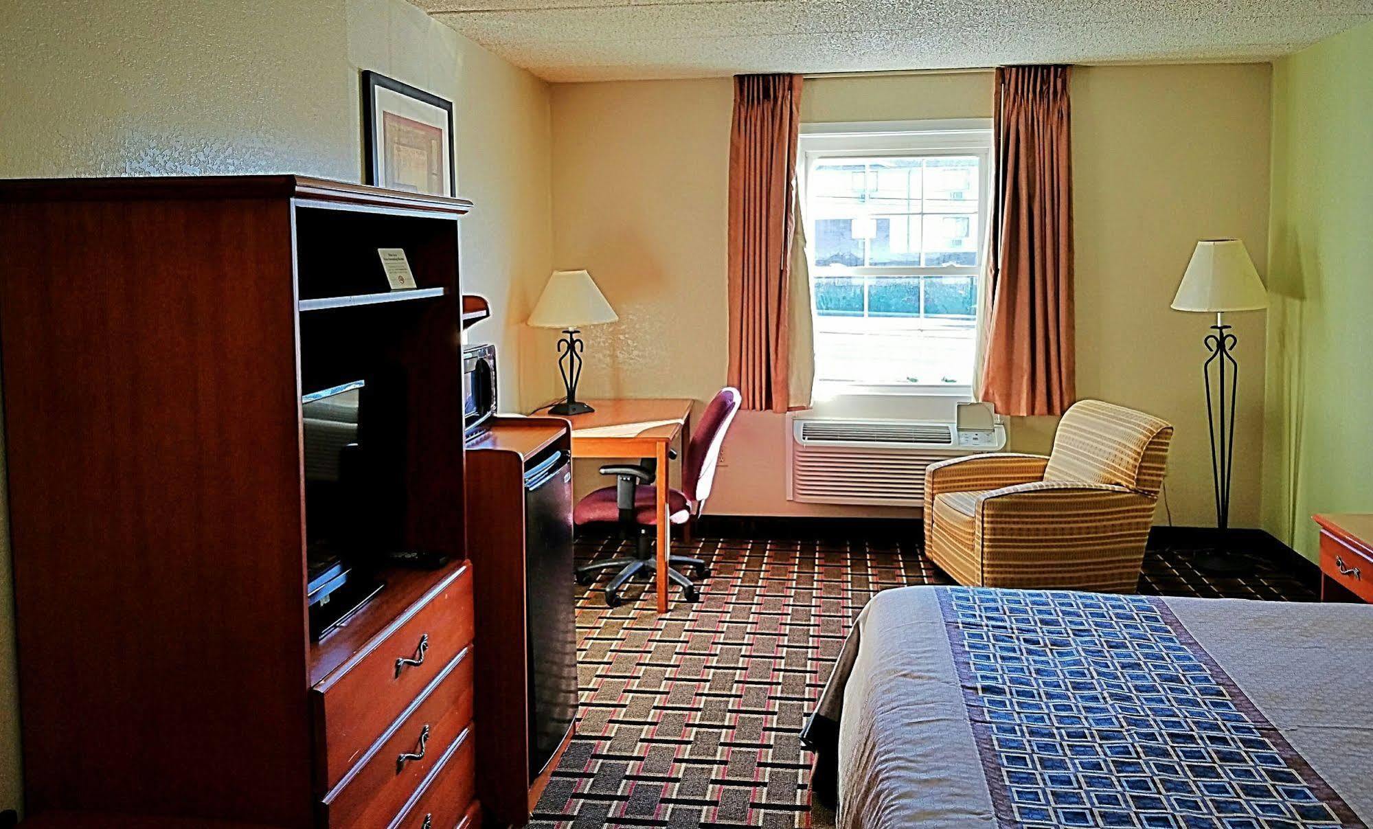 Red Roof Inn Richmond, Va - W Broad St Henrico Exterior foto